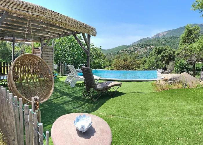 Alpesi faház A Cantina Avec Piscine Proche D Ajaccio *